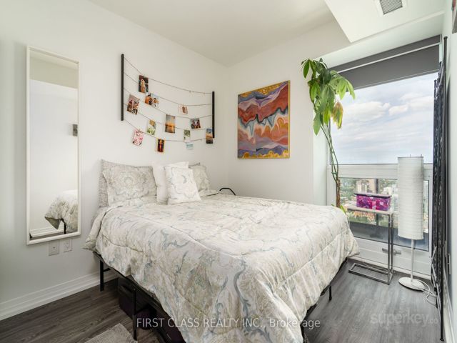 4613 - 251 Jarvis St