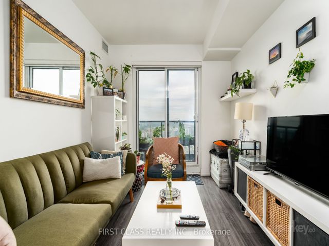 4613 - 251 Jarvis St