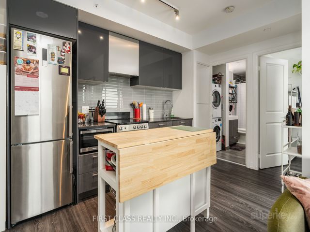 4613 - 251 Jarvis St