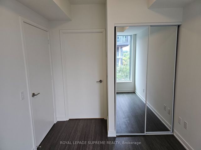 308 - 425 Front St E
