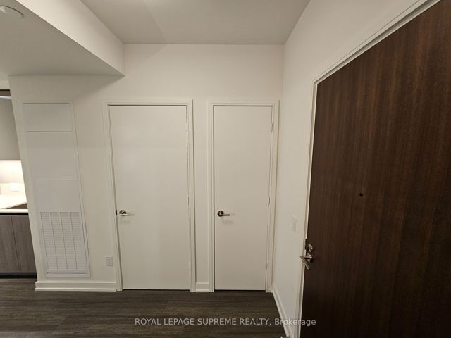 308 - 425 Front St E