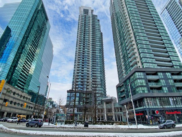 1012 - 5162 Yonge St