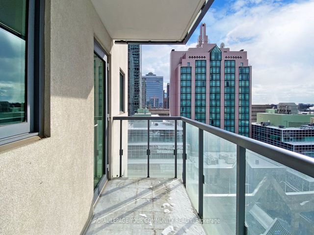 1012 - 5162 Yonge St