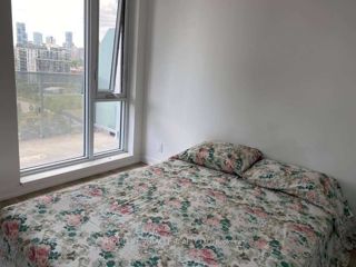 1002 - 20 Tubman Ave
