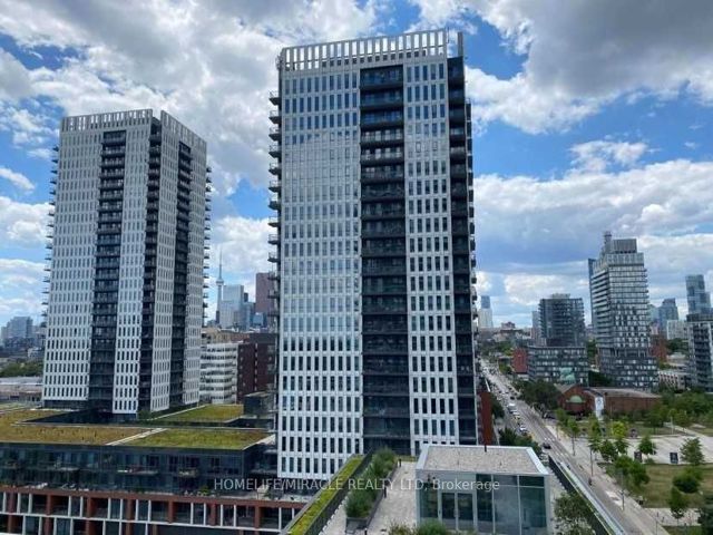 1002 - 20 Tubman Ave