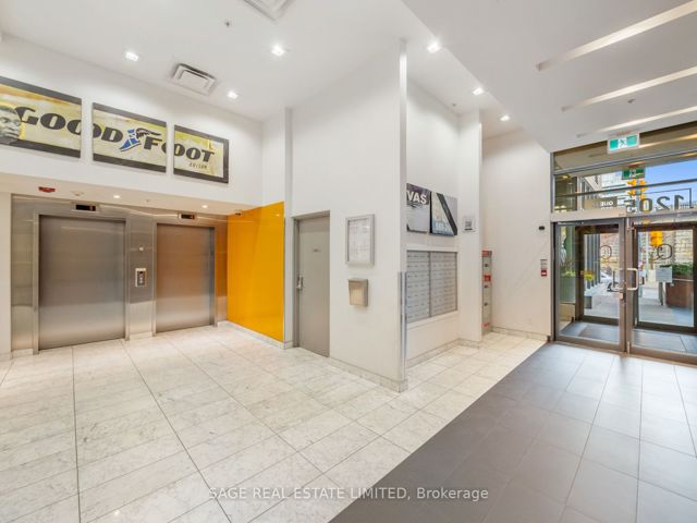 301 - 1205 Queen St W