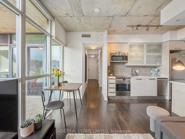 301 - 1205 Queen St W