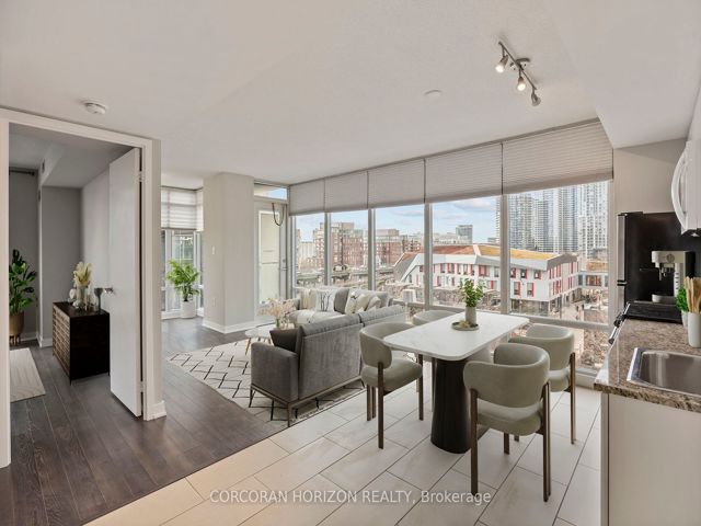 718 - 15 Brunel Crt