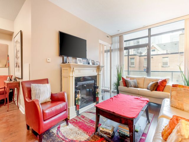 209 - 21 Scollard St