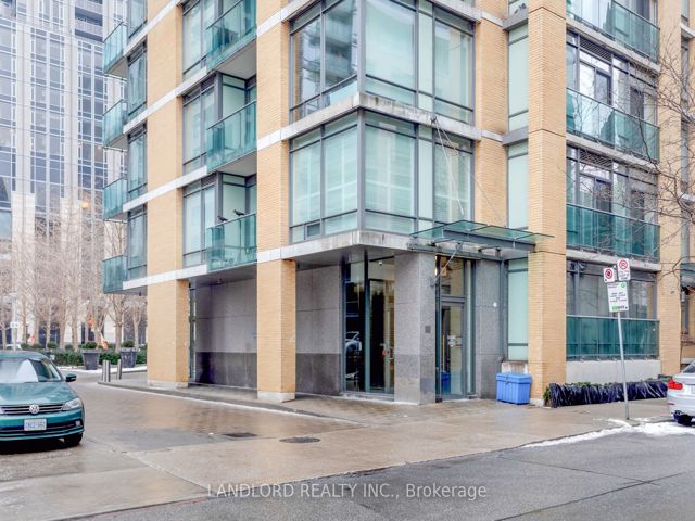 209 - 21 Scollard St