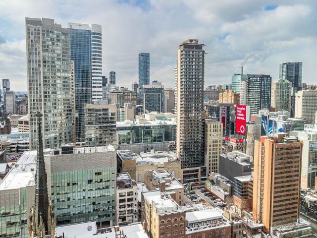 PH108 - 60 Shuter St