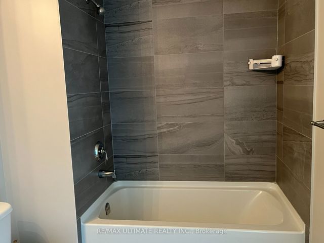 1113 - 3237 Bayview Ave