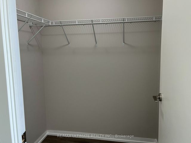 1113 - 3237 Bayview Ave