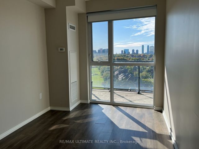 1113 - 3237 Bayview Ave