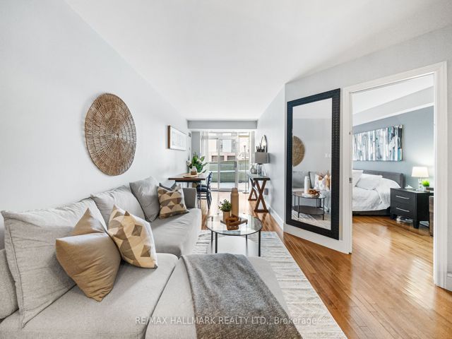 303 - 70 Mill St