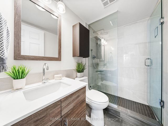 303 - 70 Mill St