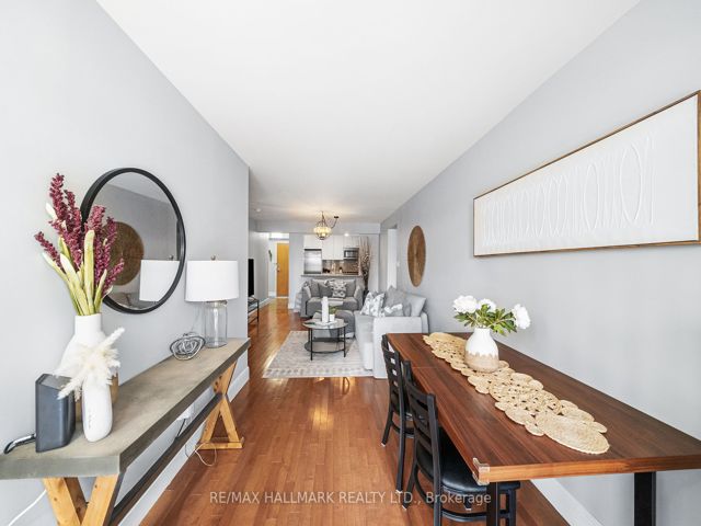 303 - 70 Mill St