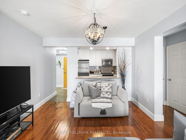 303 - 70 Mill St