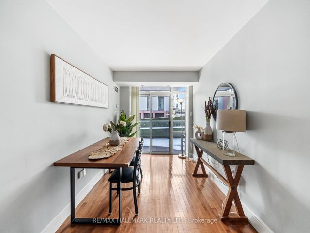303 - 70 Mill St