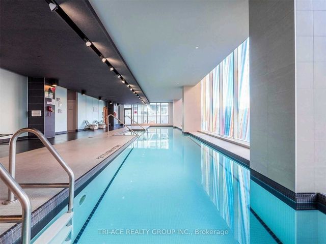 2702 - 75 Queens Wharf Rd