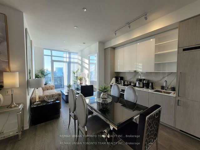 PH112 - 55 Cooper St