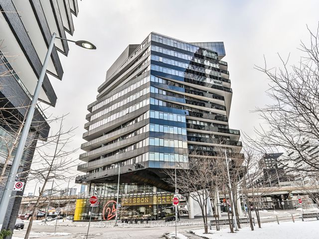610 - 21 Lawren Harris Sq