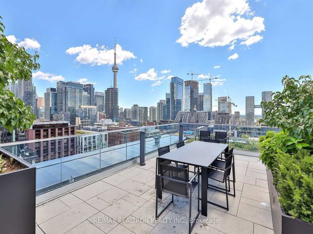 419 - 505 Richmond St W
