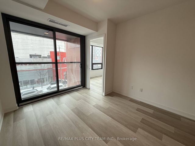222 - 28 Eastern Ave