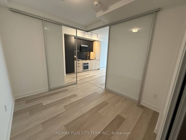 222 - 28 Eastern Ave
