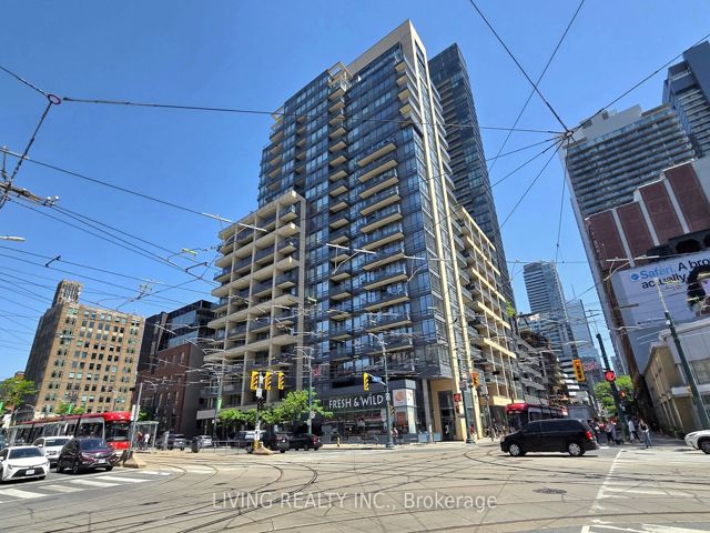 703 - 438 King St