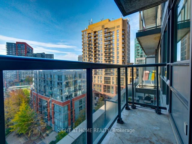 1001 - 68 Abell St
