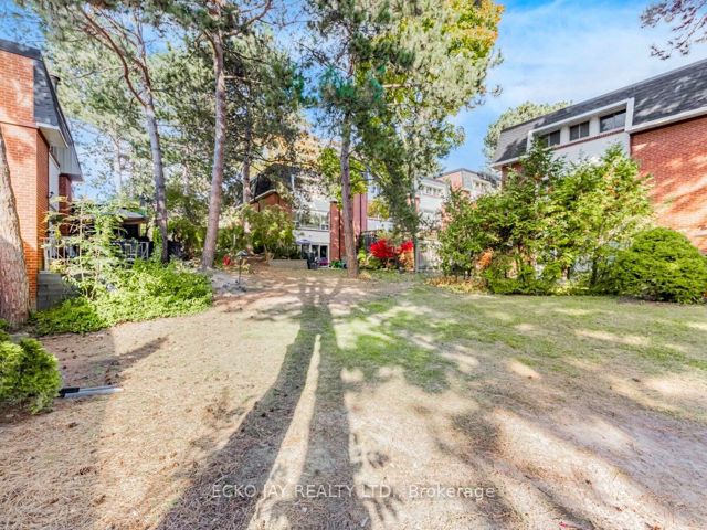 17 - 90 George Henry Blvd