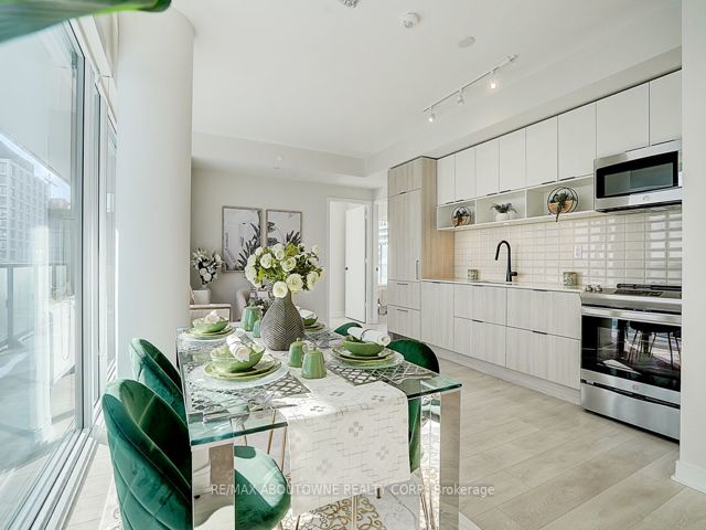 S808 - 180 Mill St