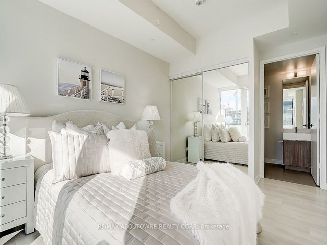 S808 - 180 Mill St