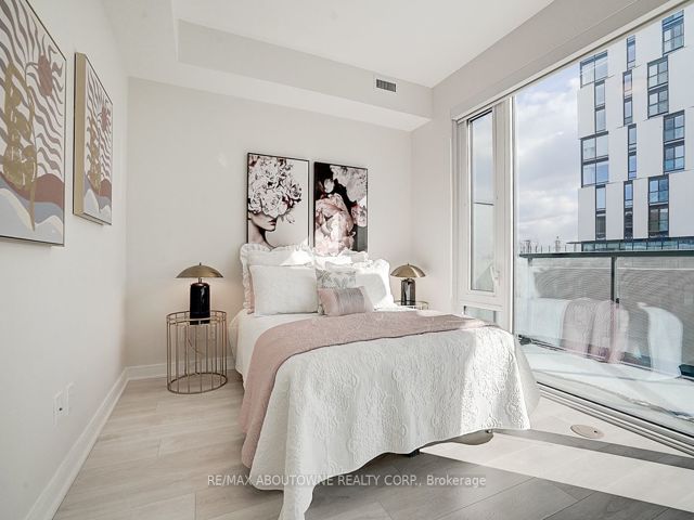 S808 - 180 Mill St