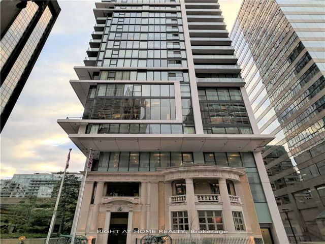 1802 - 426 University Ave