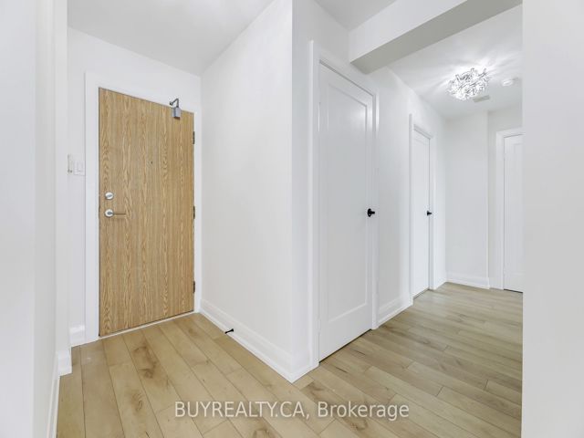 410 - 1131 Steeles Ave W