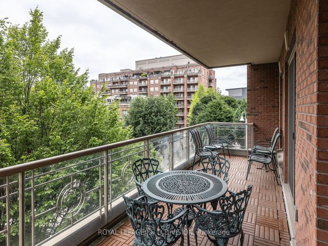 311 - 20 Burkebrook Pl