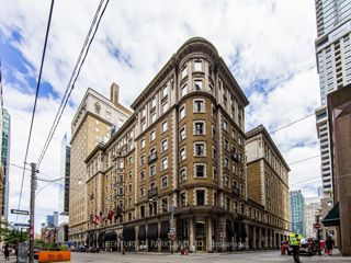 318 - 22 Leader Lane