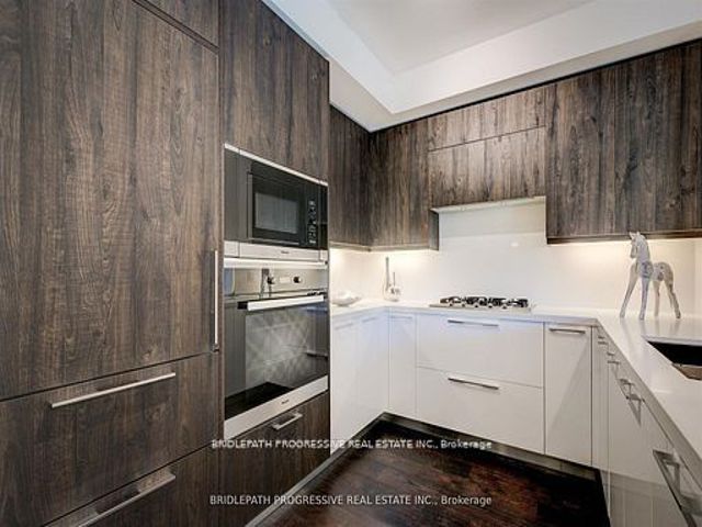 401 - 3 Southvale Dr
