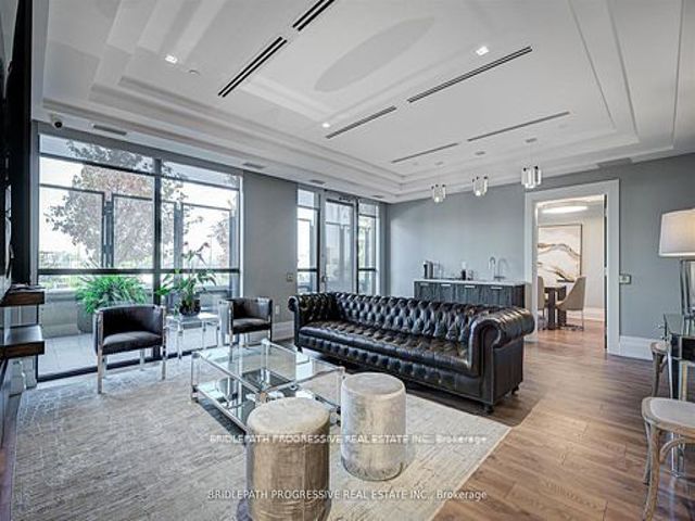 401 - 3 Southvale Dr