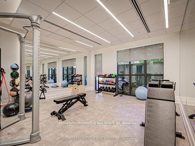 401 - 3 Southvale Dr