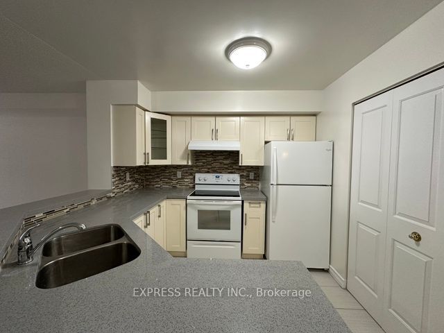 307 - 152 St Patrick St