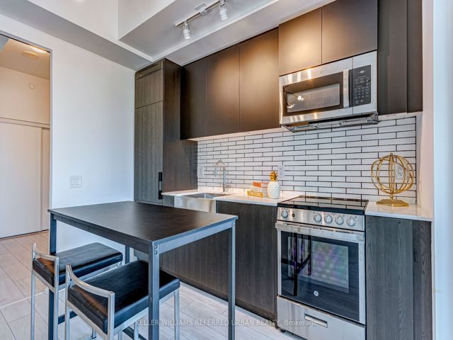 1117 - 270 Dufferin St