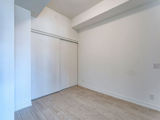 1117 - 270 Dufferin St