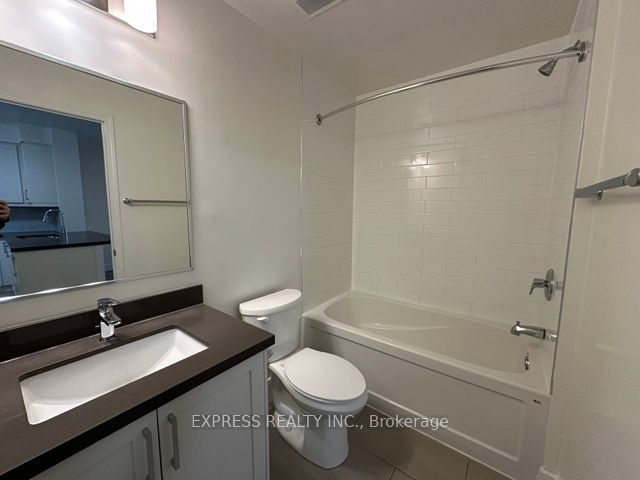 206 - 152 St Patrick St