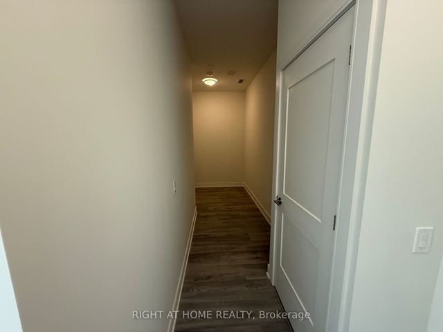 PH03 - 15 Ellerslie Ave