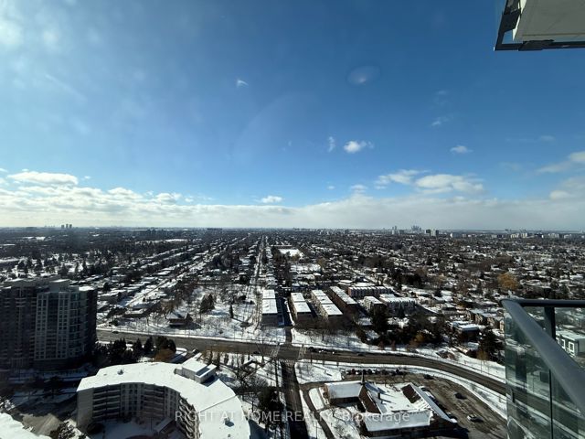 PH03 - 15 Ellerslie Ave