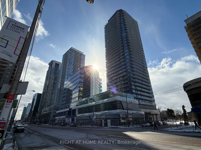 PH03 - 15 Ellerslie Ave