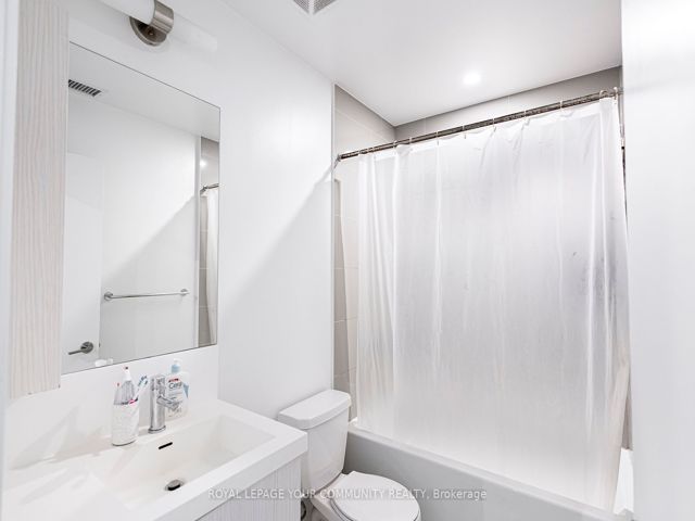 201 - 34 Tubman Ave
